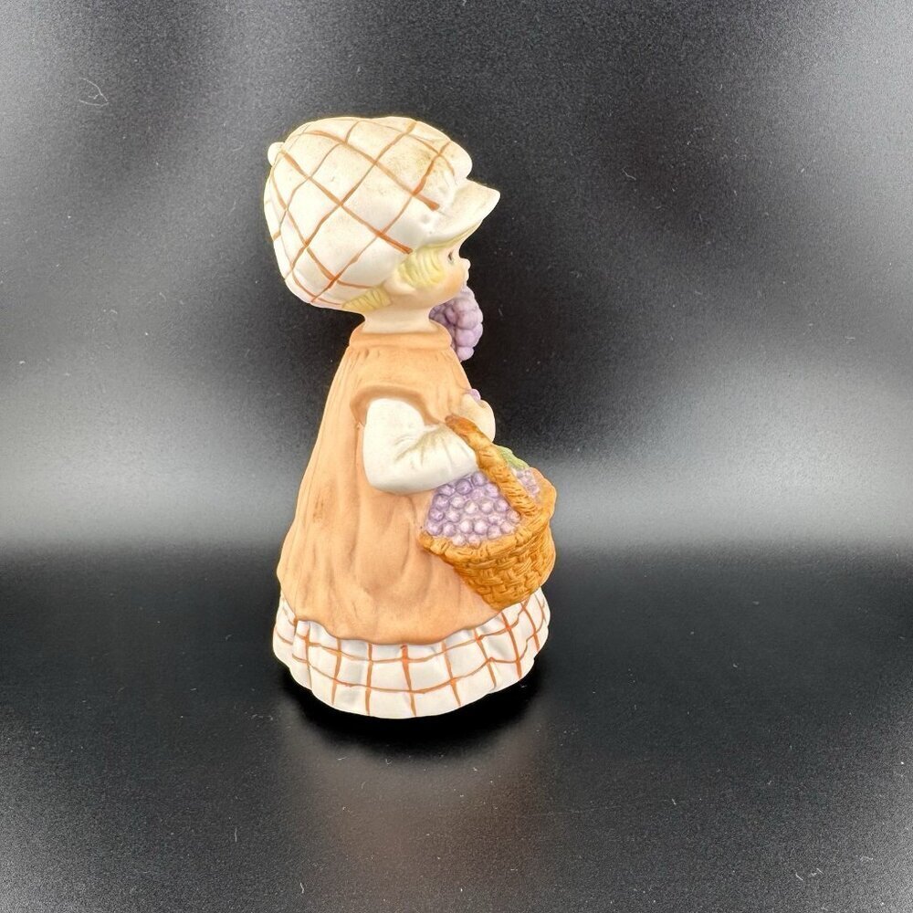 Megan and Friends by Heartline Girl Figurine Friendship Whimsical Collectable - Picture 3 of 7